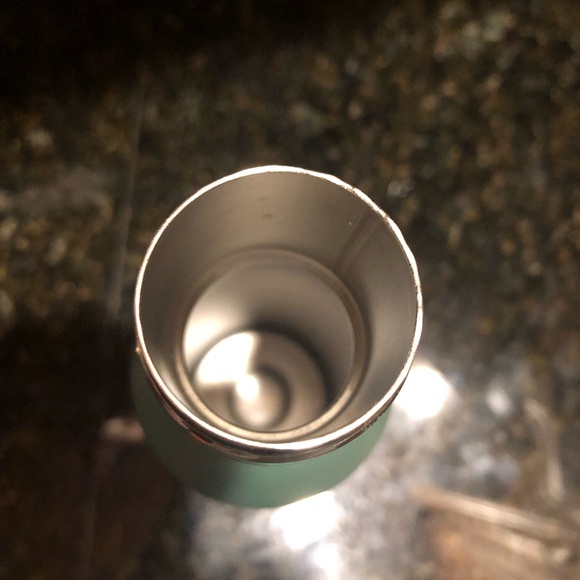 Dunkin Donuts Stainless Steel Hydration Collection 17 oz Green Water Bottle - Picture 3 of 7